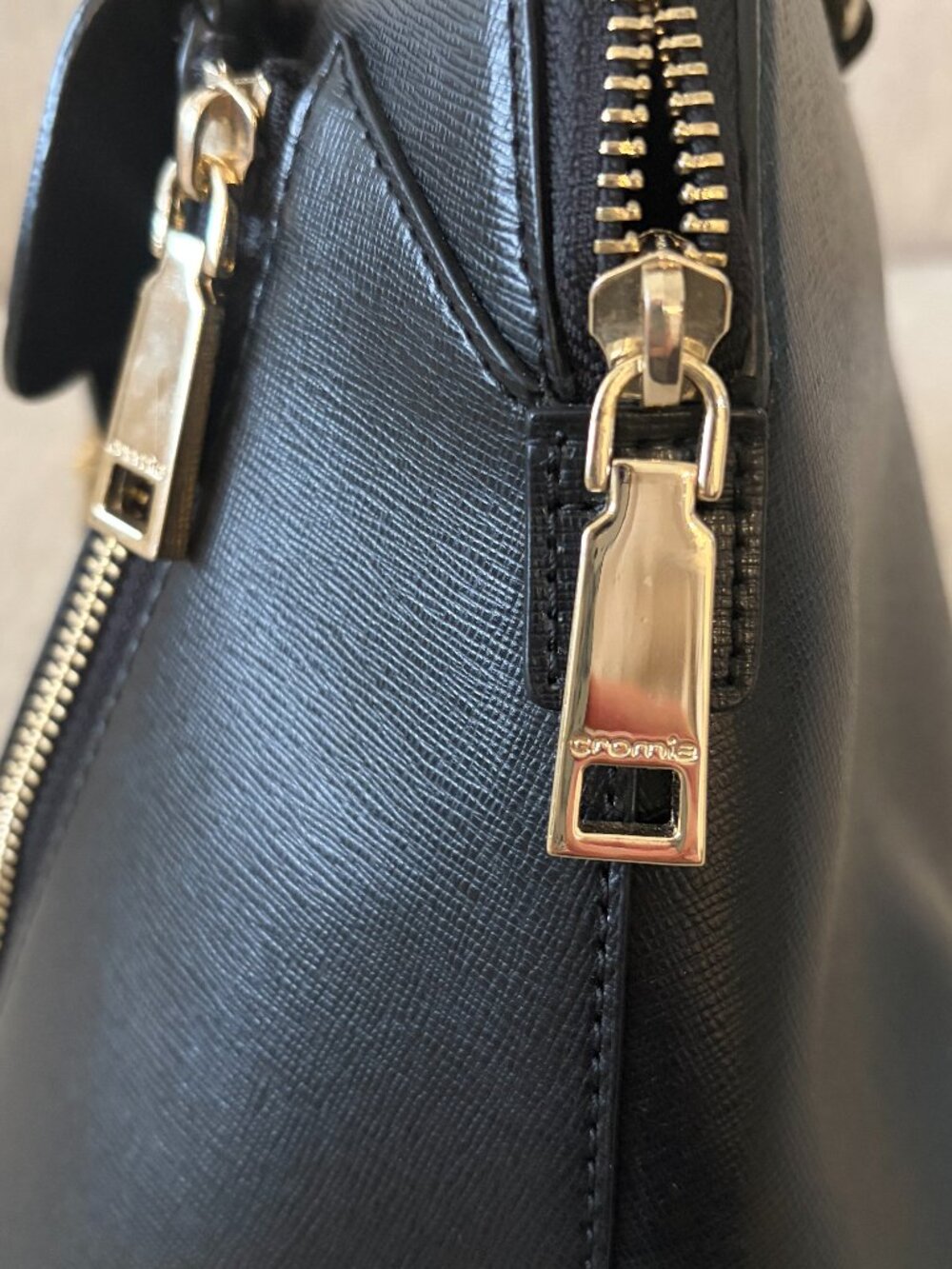 Classic Italian Leather Black Cromia Satchel w/Removeable Clutch and Purse Pouch - Picture 15 of 16